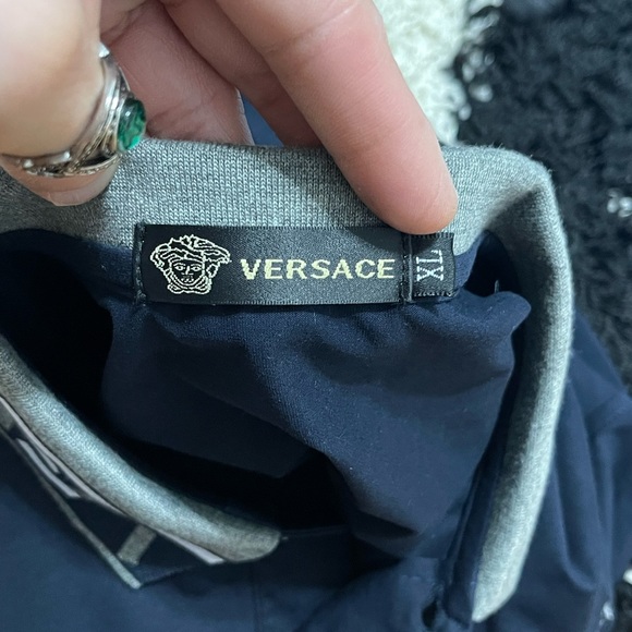 EUC Men’s Size X-Large Versace La Greca Slim-fit Accent Polo Short In Dark Navy - Picture 10 of 14